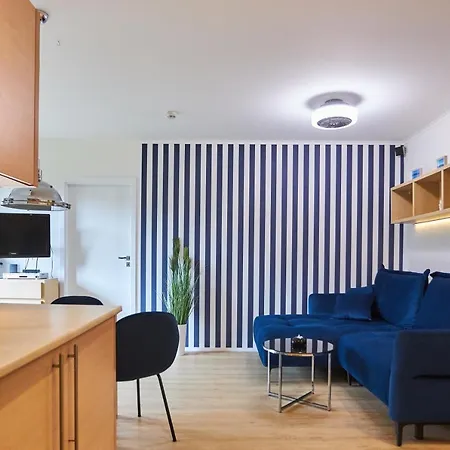 - Kapitanski Zeromskiego